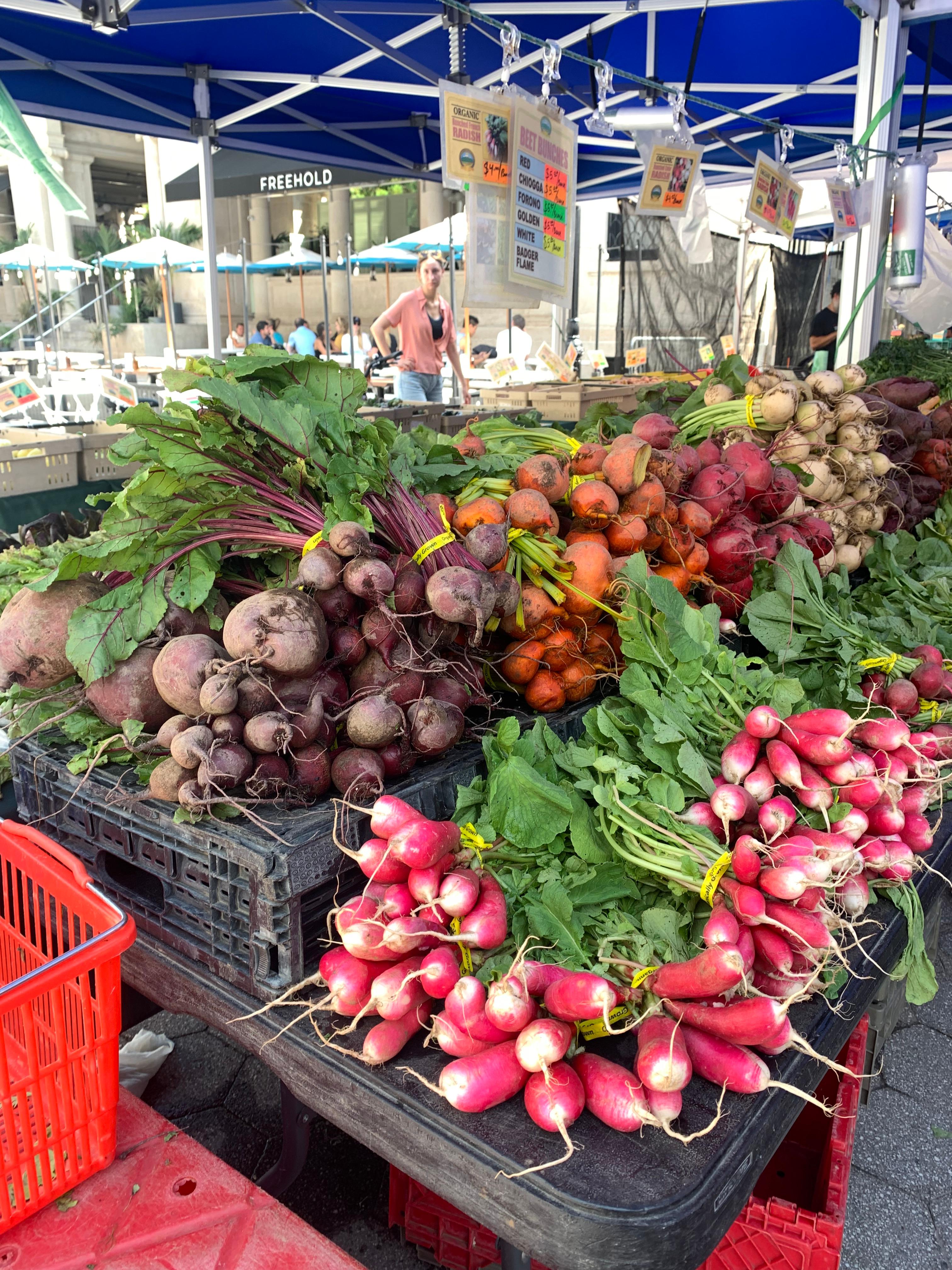 What to Donate to a Food Bank... and What to Avoid